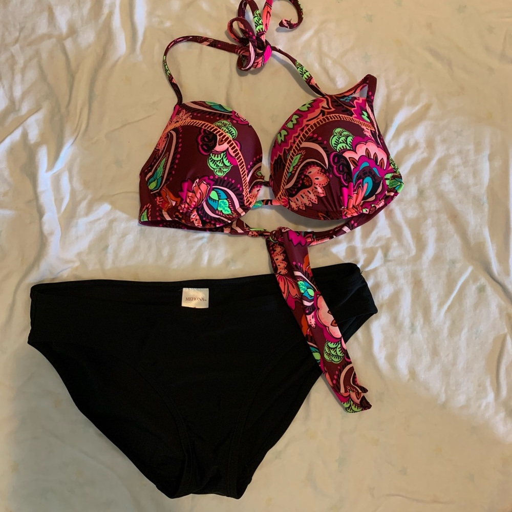 Paisley Bikini Top w/ Black Bottoms